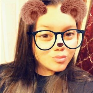 Meet your Posher, Savannah